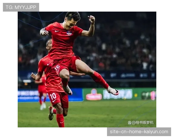 姜至鹏肘击染直红下场 深圳新鹏城队长生日夜添堵